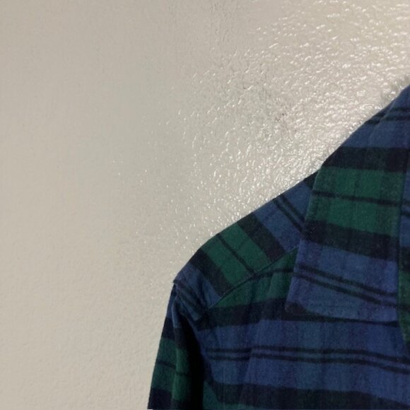Taylor Stitch Flannel Shirt Mens 40 Medium Green Blue Plaid Button Up - Picture 2 of 5